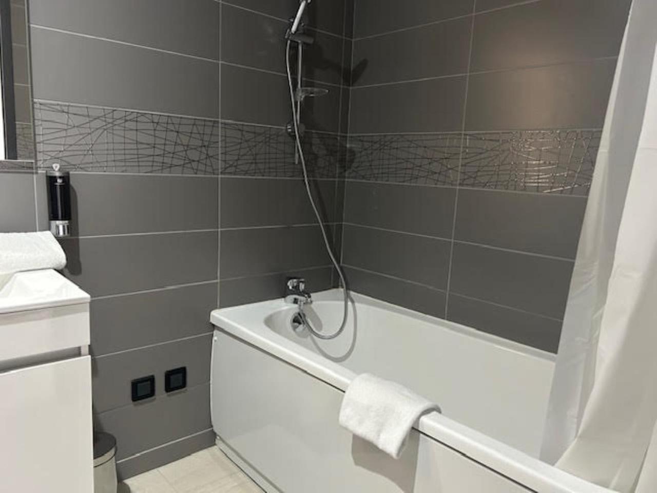 Val Hotel Montbeliard Sud Valentigney Eksteriør billede